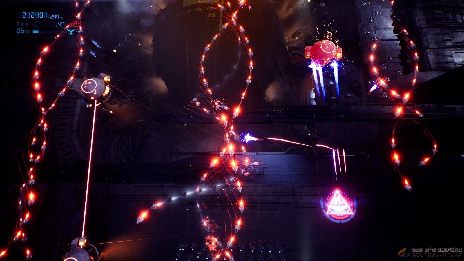 科幻双摇杆纵向射击游戏《CYGNI》8/6发行(图4) 科幻双摇杆纵向射击游戏《CYGNI》8/6发行(图4)